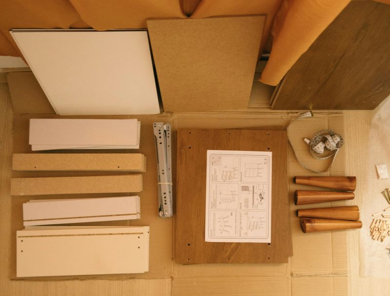 Cómo armar un mueble paso a paso: guía completa con tips de armadores profesionales